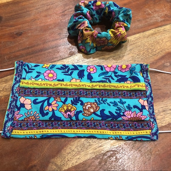 Folktown print mask/scrunchie - Picture 6 of 6